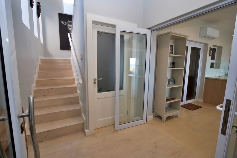 4 Bedroom Property for Sale in Stilbaai Oos Western Cape